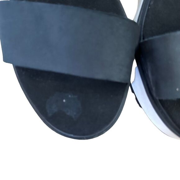 TIMBERLAND ~ Koralyn BLACK LEATHER PLATFORM WEDGE SANDALS ~ SIZE 10 M - Picture 7 of 10